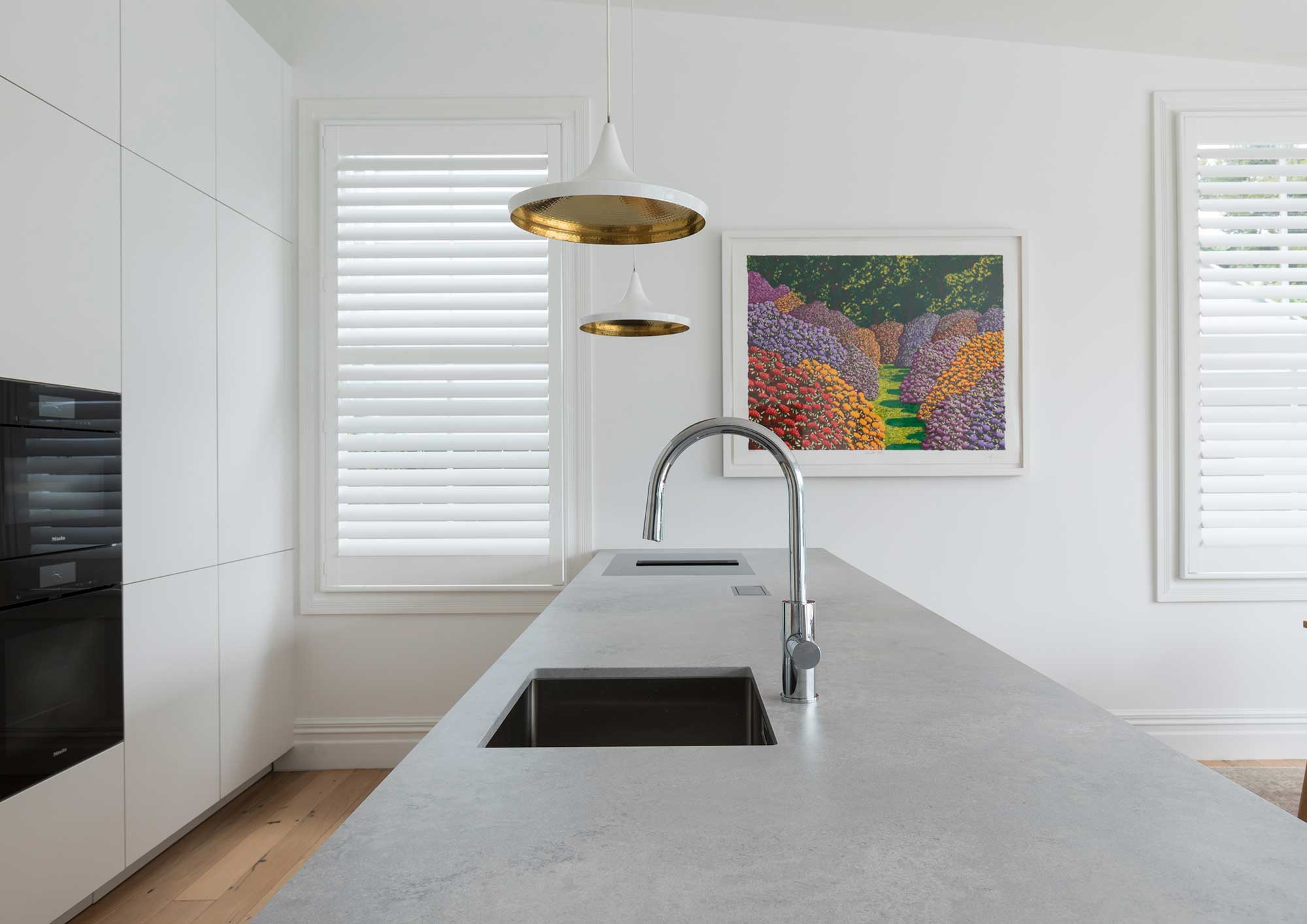 Lara Farmilo Design - Villa Vista - Bayfield Kitchen