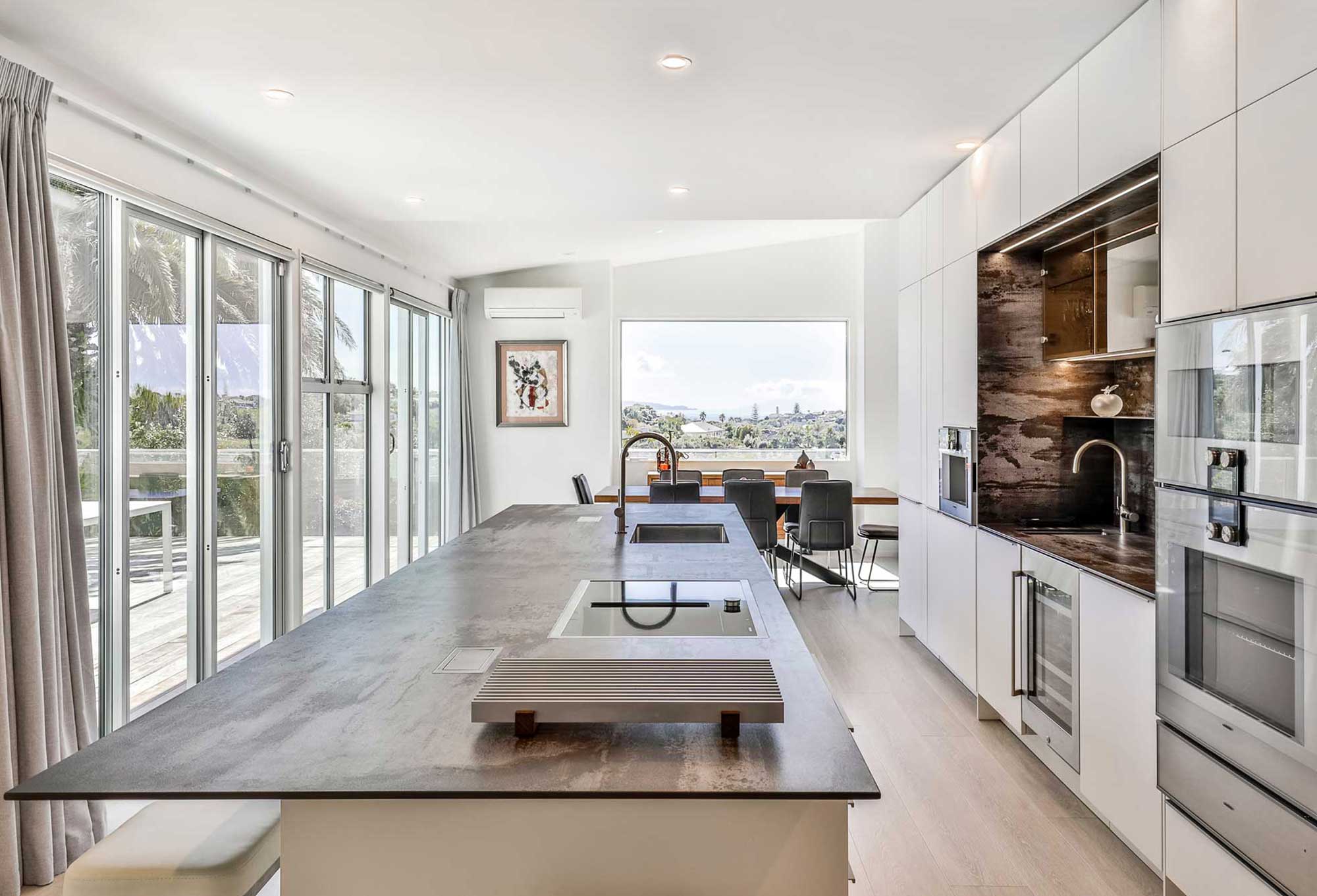 Lara Farmilo Design - Entertaining Elegance